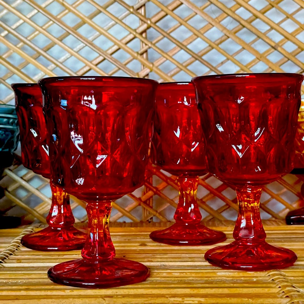 Set of 4 Vintage Amberina Cadmium Glassware Goblet